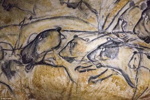 grotta-chauvet francia graffiti 36 mila anni fa